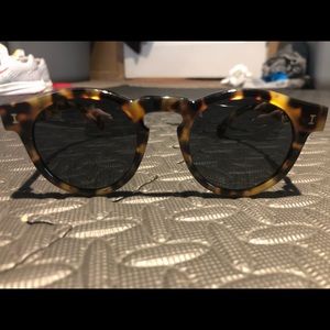 Illesteva Leonard Sunglasses Tortoise